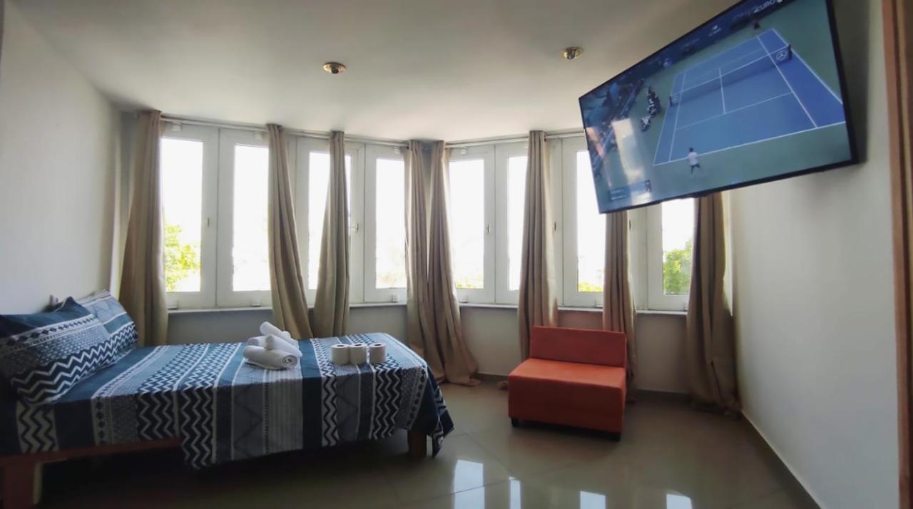 Guest House "Villa Klara Eilat" Heated Pool And Sauna All Year Round Exterior foto