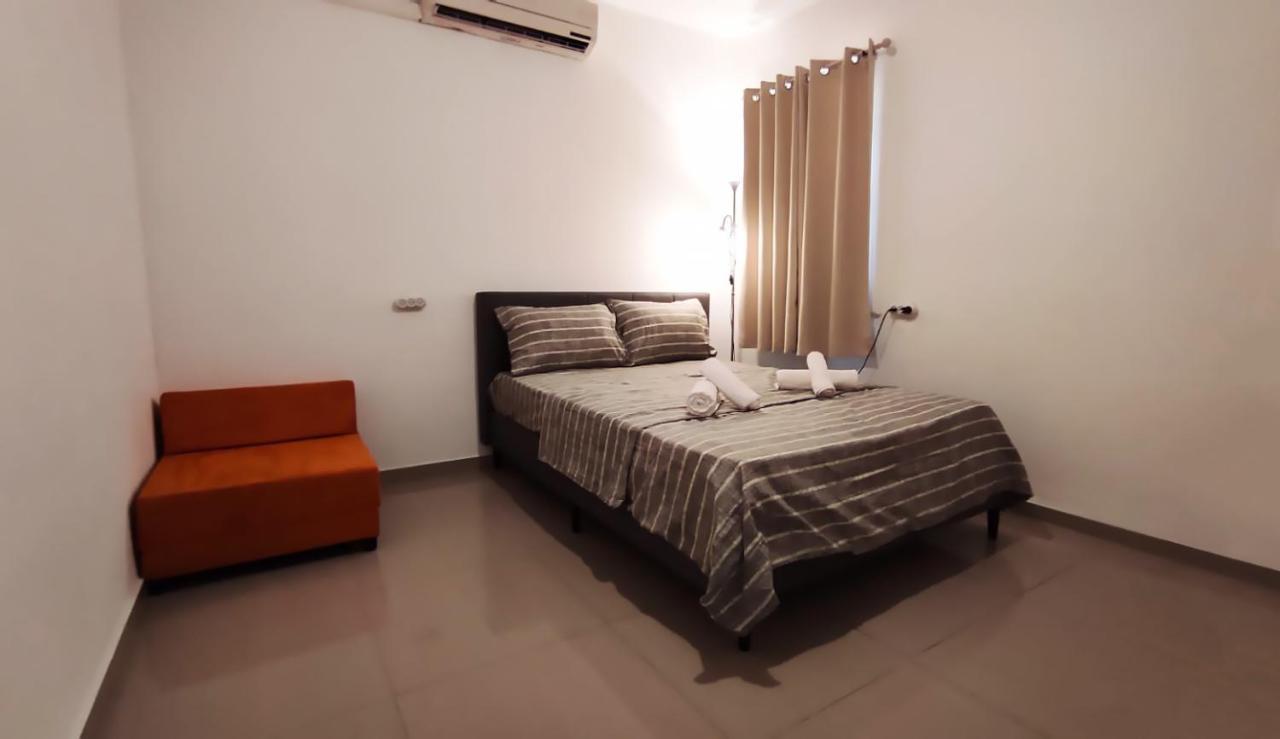 Guest House "Villa Klara Eilat" Heated Pool And Sauna All Year Round Exterior foto